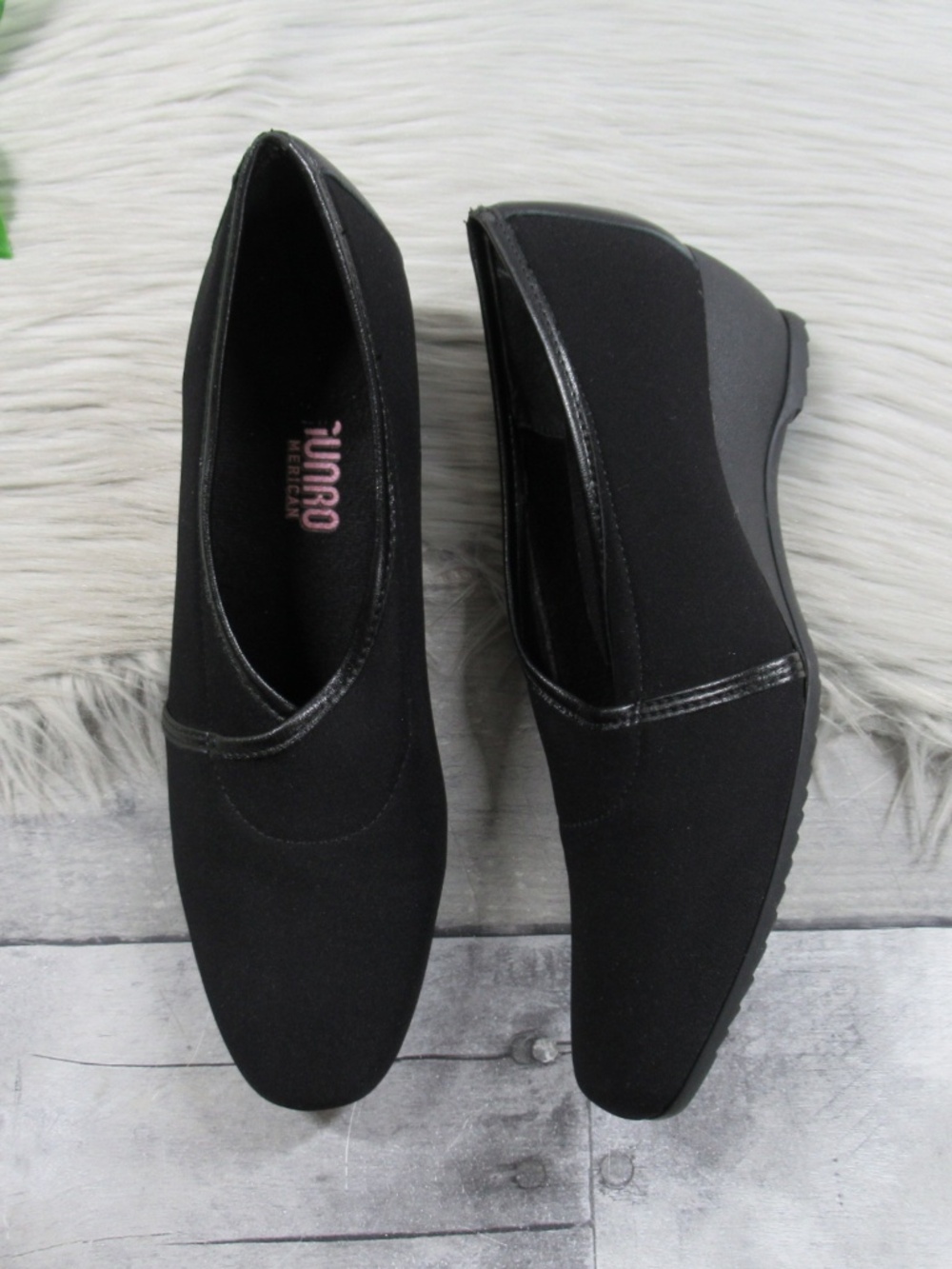 Munro American Dana Walking Wedge Comfort Shoes in Black - Size 7 N